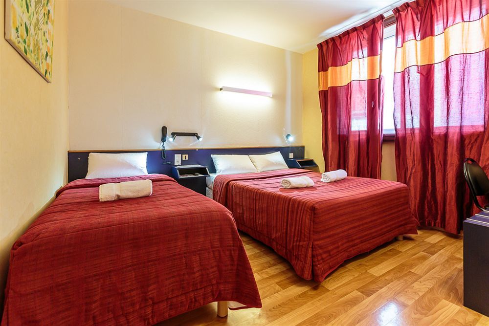 Hotel Alize Тулуза Екстериор снимка